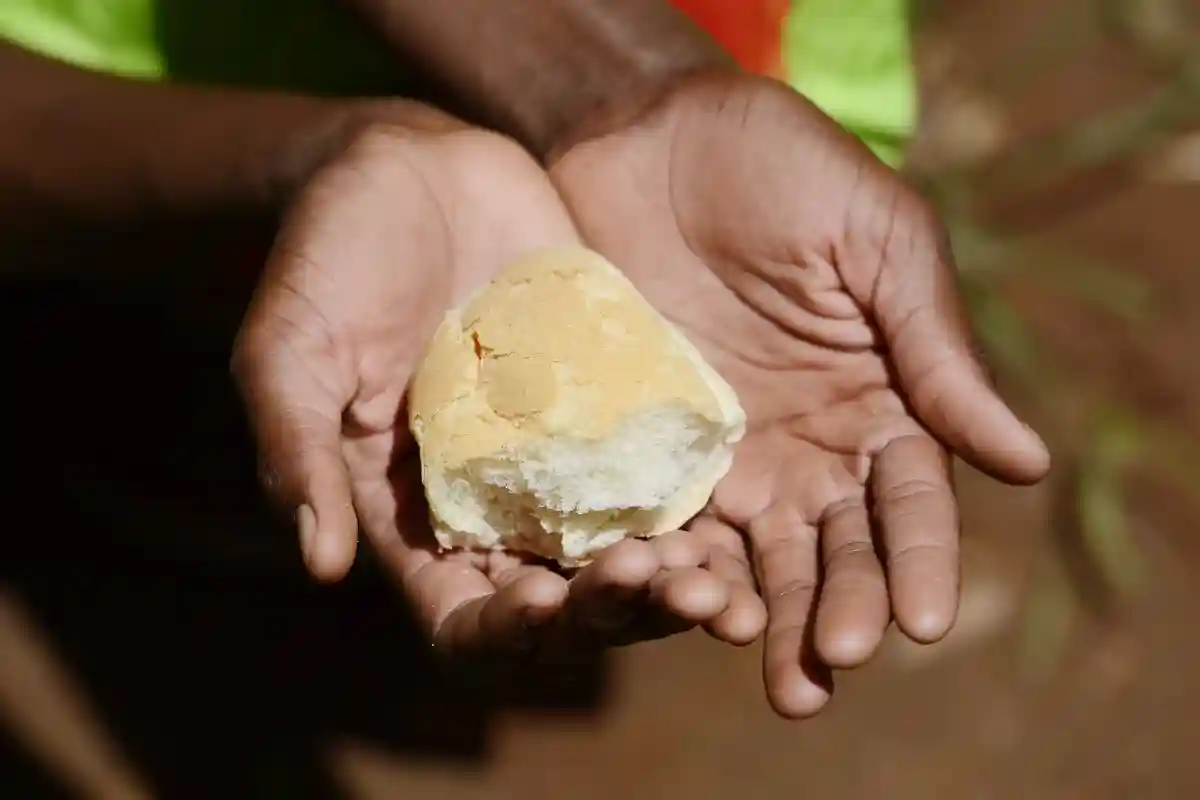 Голод в Восточной Африке – очень серьезная угроза из-за сильной засухи и войны в Украине. Фото: Riccardo Mayer/ Shutterstock.com