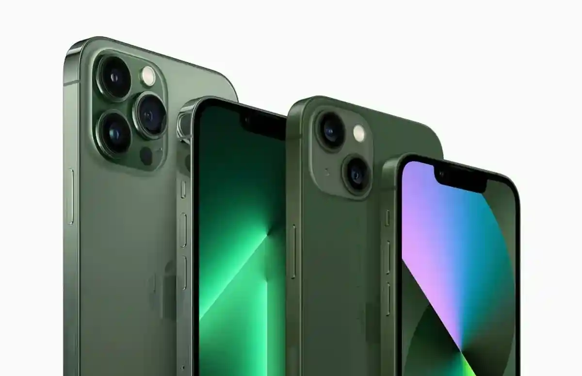 Обычный и Pro-версия iPhone 13 станут доступны в новых цветах с зеленым оттенком. Фото: apple.com