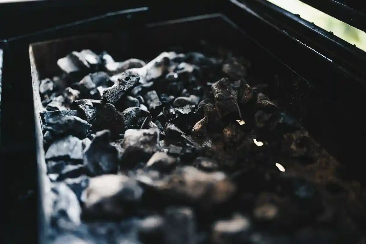Дефицит на угольных шахтах Китая. Фото: Bence Balla-Schottner / Unsplash.com