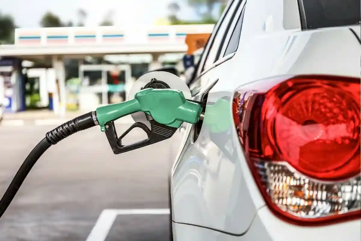 Цены на бензин в Германии достигли рекорда