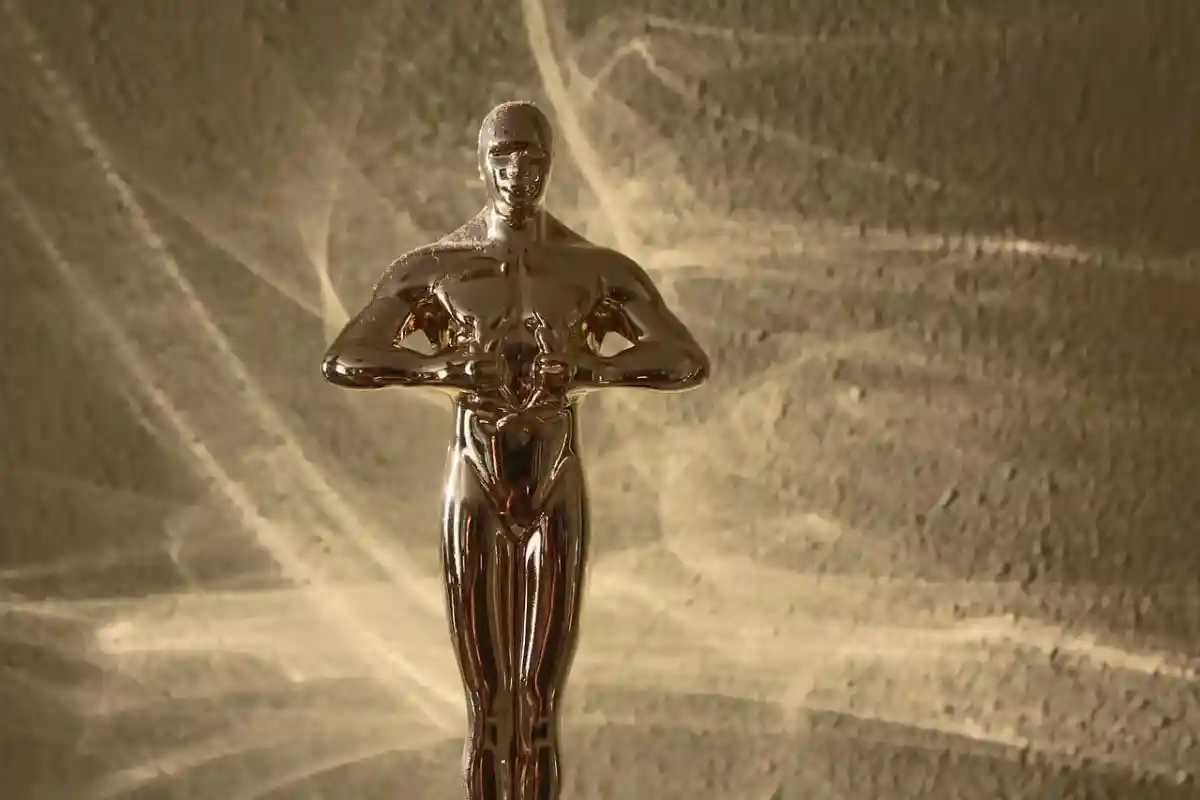 Билли Айлиш и Финнеас получили «Оскар»