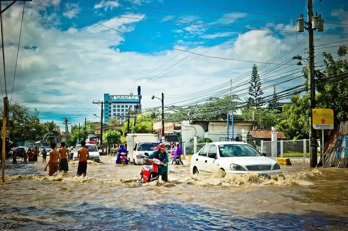 Экологическая катастрофа: наводнение j_lloa / pixabay.com