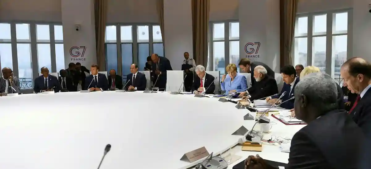 G7 обсудят ситуацию вокруг Украины. Фото: автор Maxx-Studio / shutterstock.com
