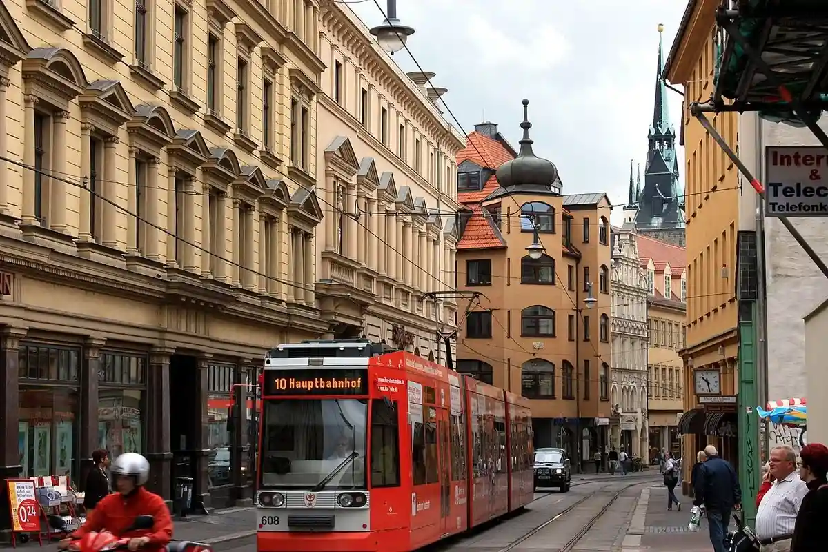 Трамвай на улицах Галле. Фото: Dguendel / wikimedia.org