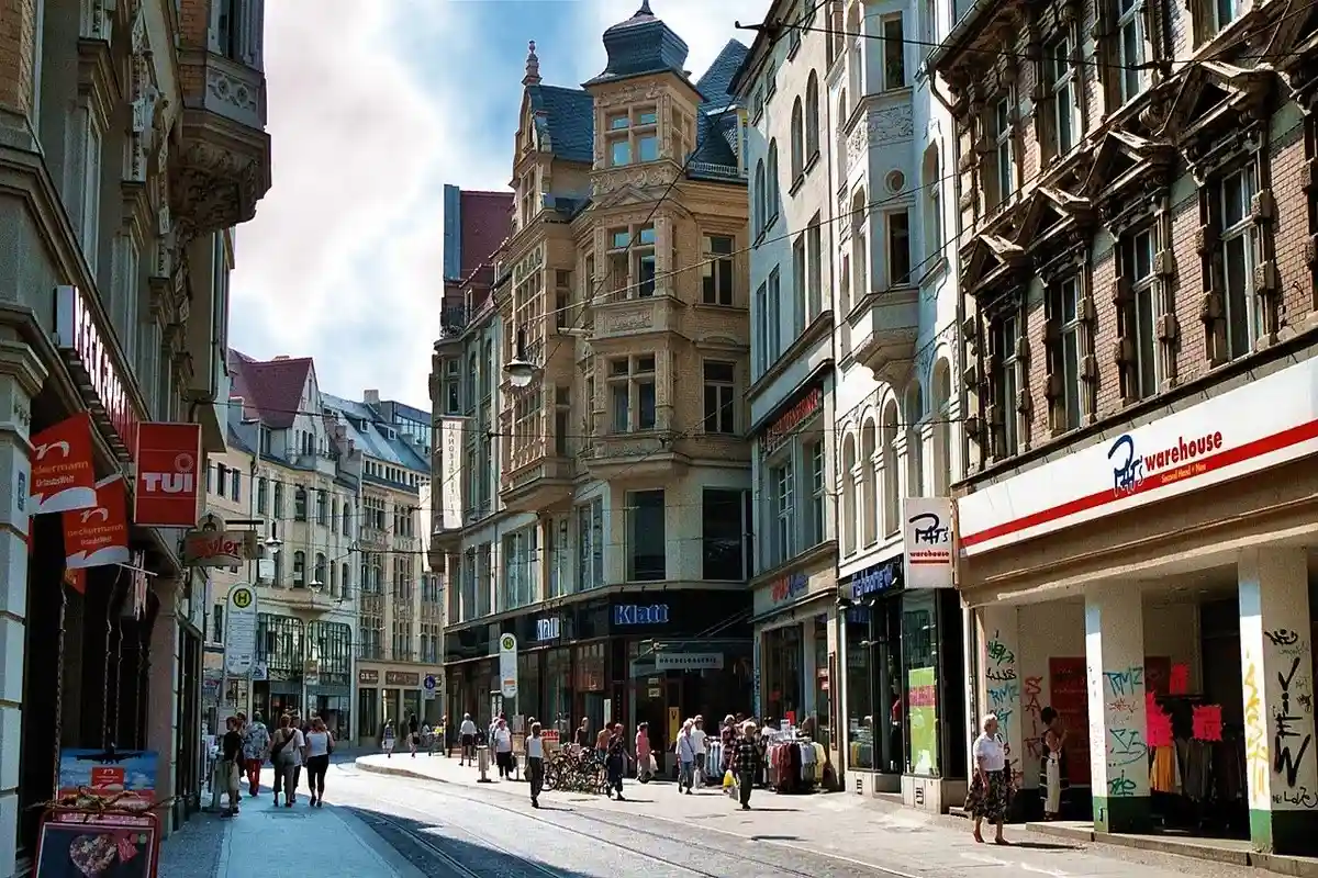 Современные улицы города Галле. Фото: Dguendel / wikimedia.org