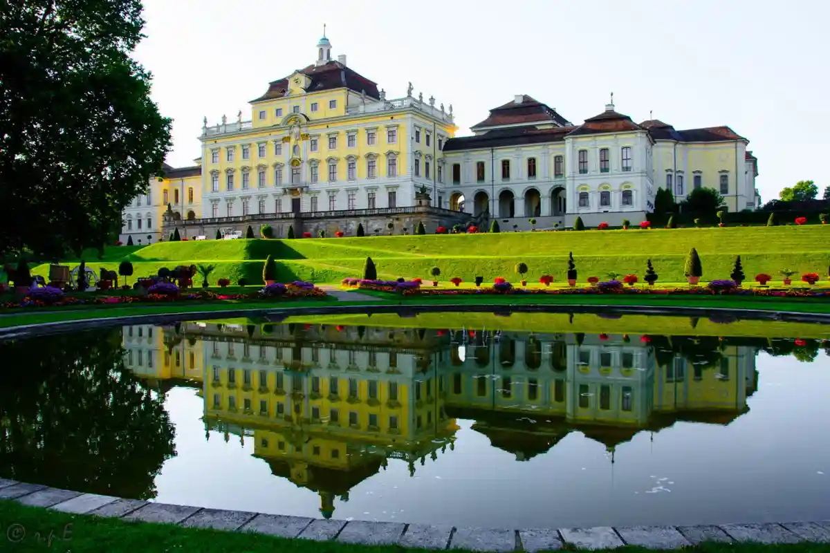 Главный дворцовый комплекс города Людвигсбург. Фото: Rolf Ebenau / wikimedia.org