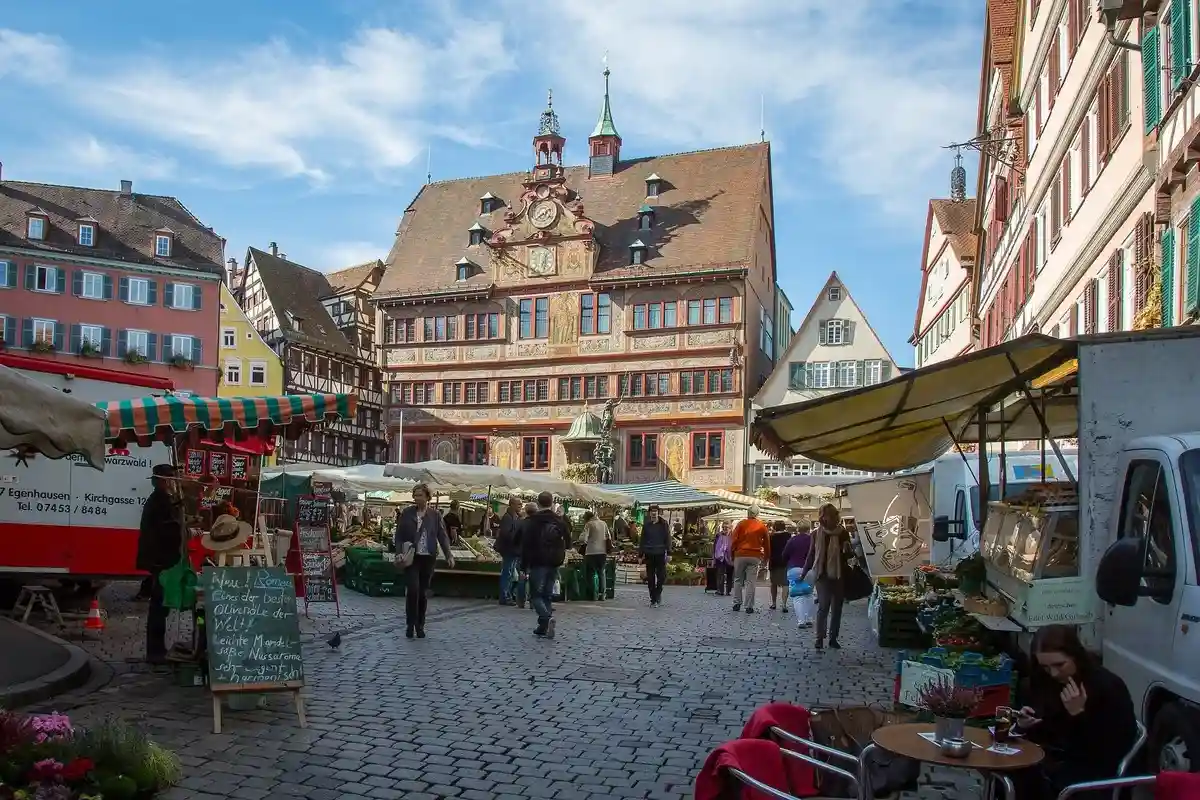 Ярмарка на рыночной площади города Людвигсбург. Фото: maxmann / pixabay.com