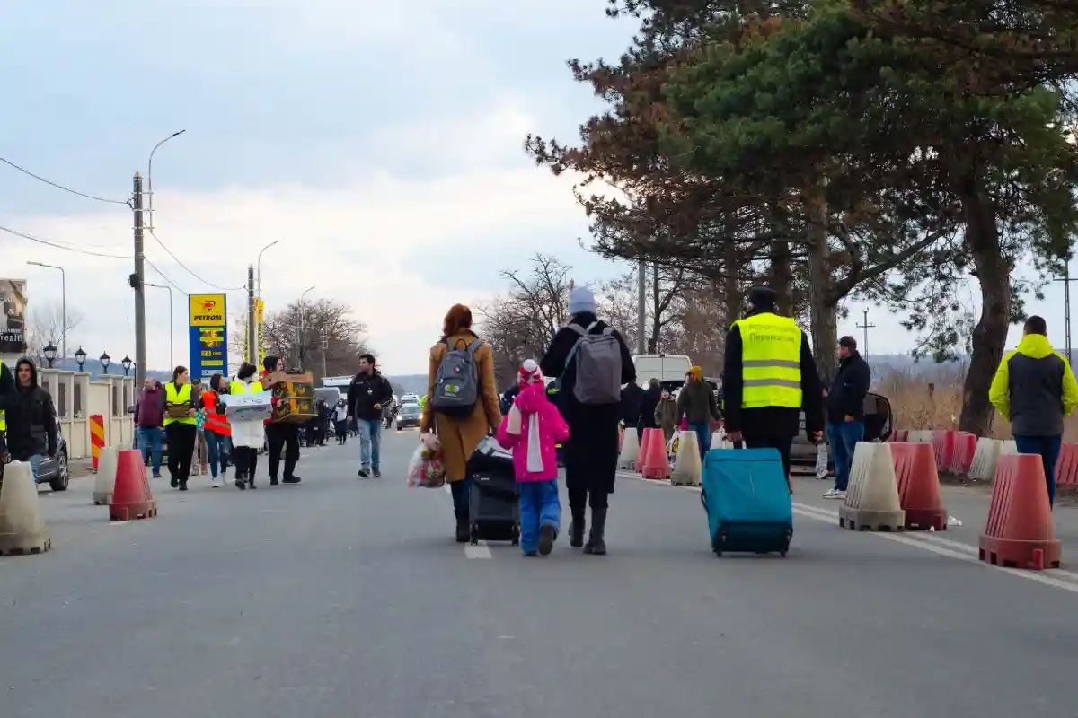 Число украинских беженцев выросло до 2,5 млн фото 1