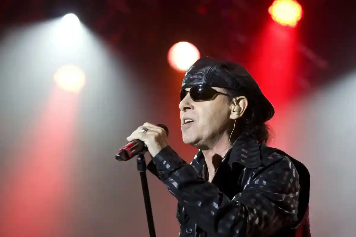 Scorpions поддержали Украину песней