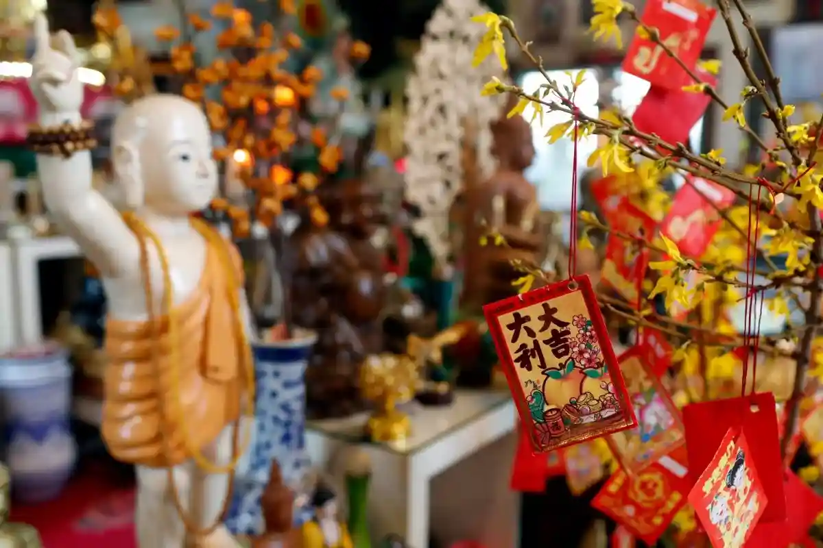 Буддийский новый год является самым важным праздником в стране. Фото: godongphoto / shutterstock.com
