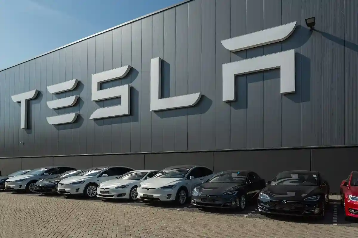 Завод является самым современным из пяти производственных площадок Tesla в США и Китае.