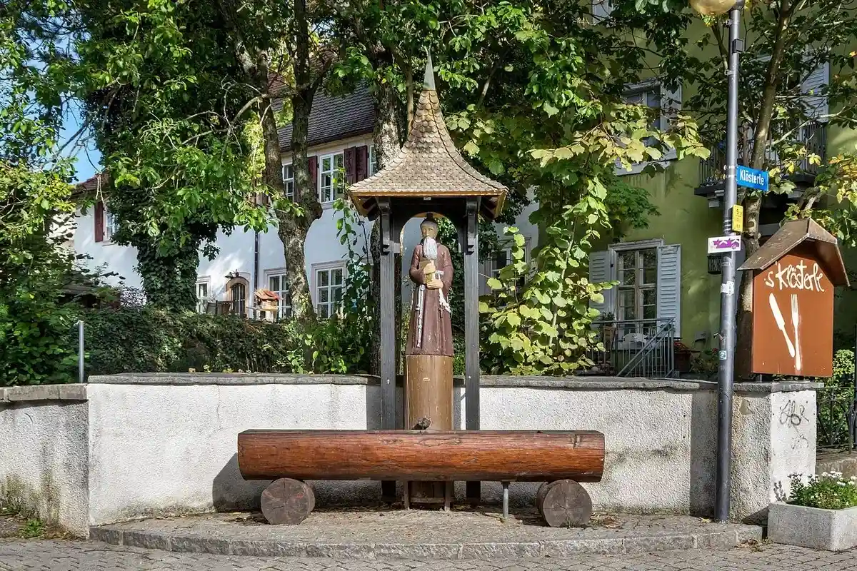 Фонтан возле монастыря города Титизее-Нойштадт. Фото: joergens.mi / wikimedia.org