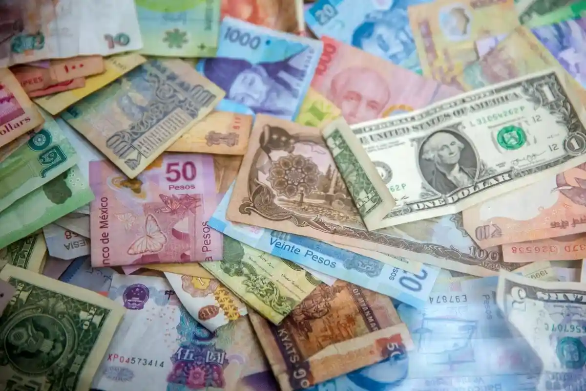 Как будет проводится конвертация валюты. Фото: Jason Leung/Unsplash
