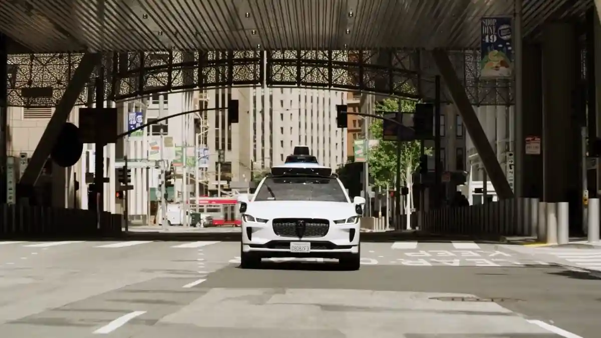 Автономные Jaguar: роботакси в Сан-Франциско от компании Waymo