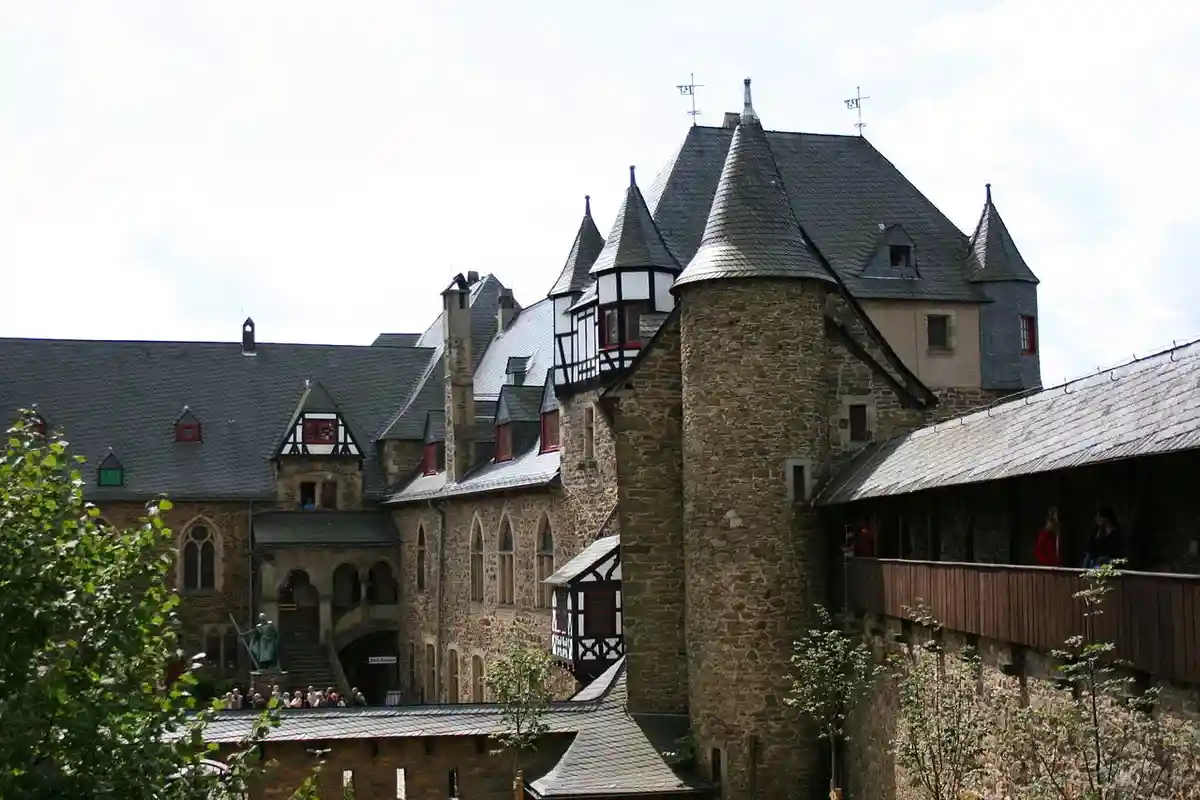Замок Шлоссбург в городе Золинген. Фото: Frank Vincentz / wikimedia.org
