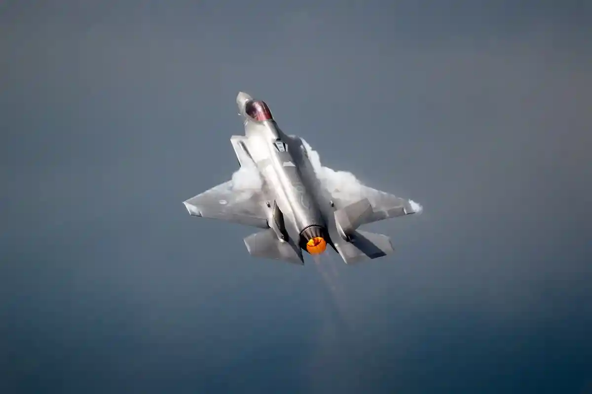 Истребитель F-35. Фото: VanderWolf Images / Shutterstock