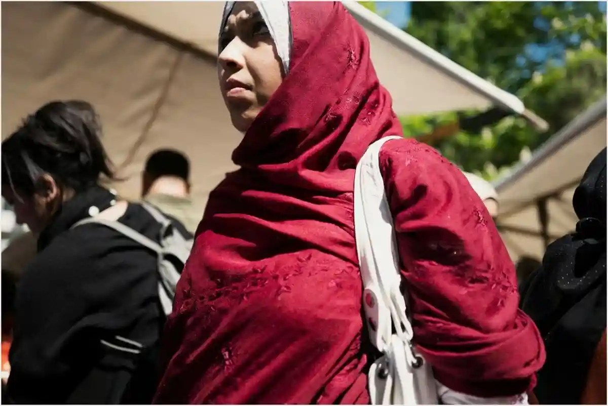 Организация Islamic Relief Germany ежедневно помогает множеству семей, где женщинам приходится выполнять роль кормильца семьи Фото: Aleksejs Bocoks / aussiedlerbote.de