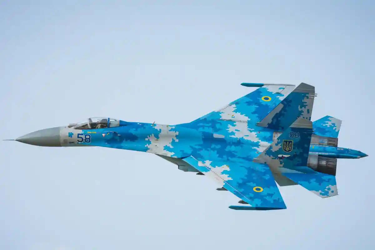 Су-27 в небе. Фото: Dawid Lech / Shutterstock.com