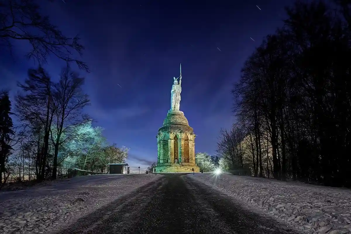 Памятник Герману в городе Детмольд. Фото: Falko Sieker / wikimedia.org