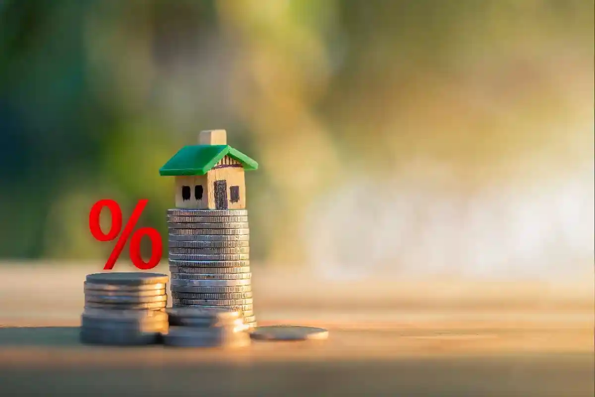 Эксперты ожидают, что процентные ставки по ипотечным кредитам на 10 лет вырастут до 3% в летние месяцы. Фото: Puttachat Kumkrong / Shutterstock.com