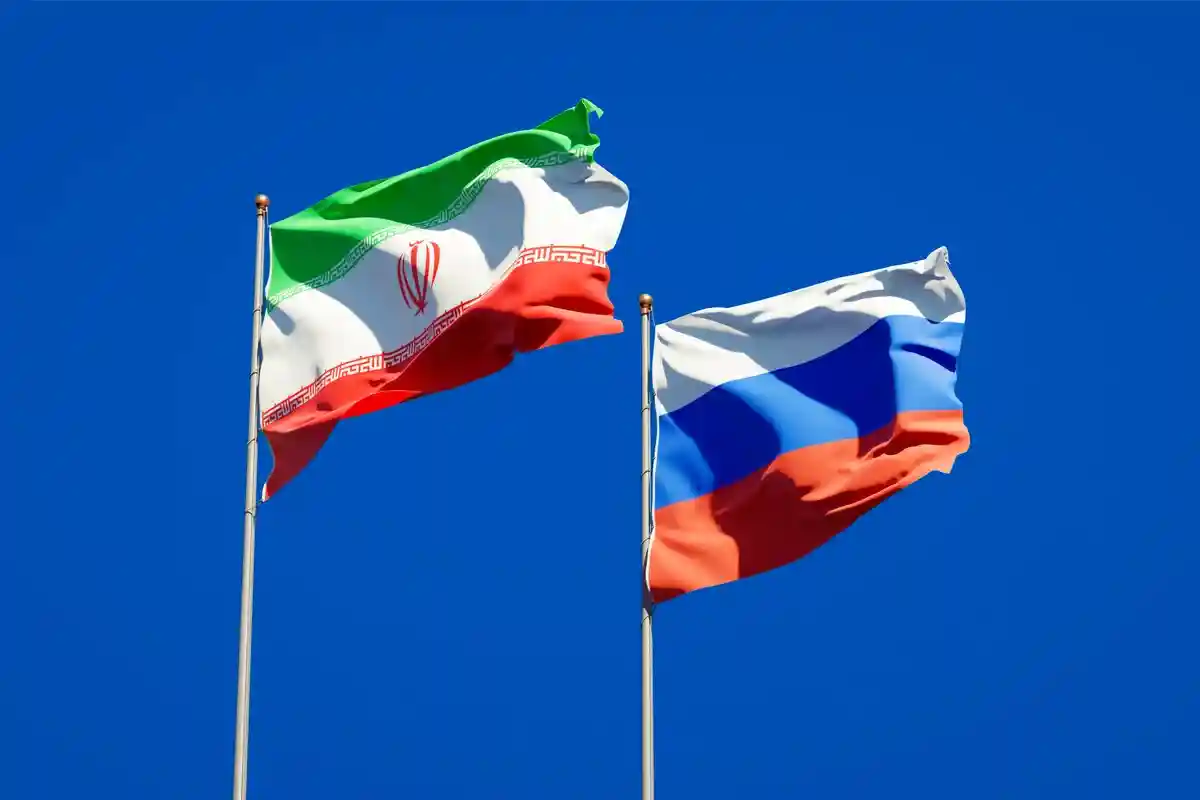 Иран предложил России обойти санкции США. Фото: Leonid Altman / shutterstock.com