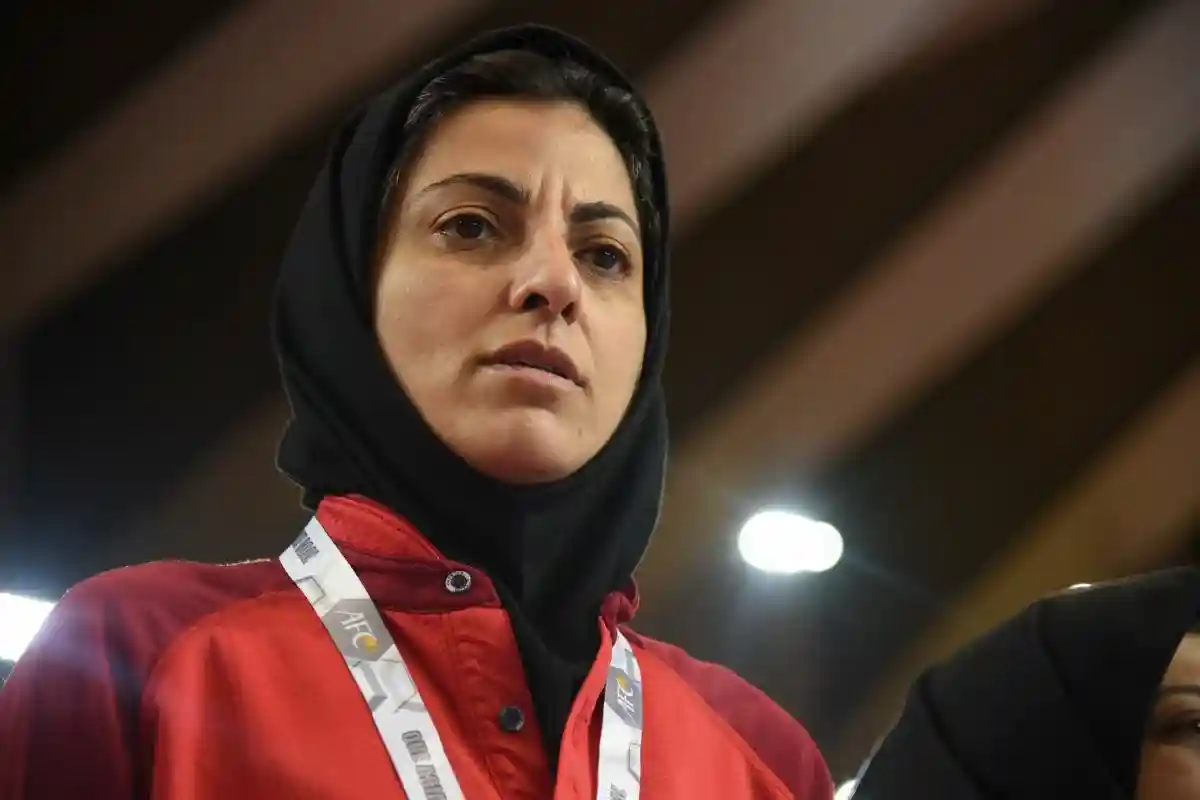 Иран был единственной страной-членом ФИФА, которая запретила женщинам посещать футбольные стадионы для просмотра мужских матчей. Фото: RedCap / shutterstock.com
