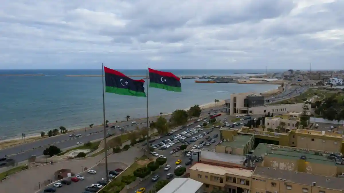 Tripoli, Libya. Февраль, 2021 год. Фото: Hussein Eddeb / Shutterstock.com