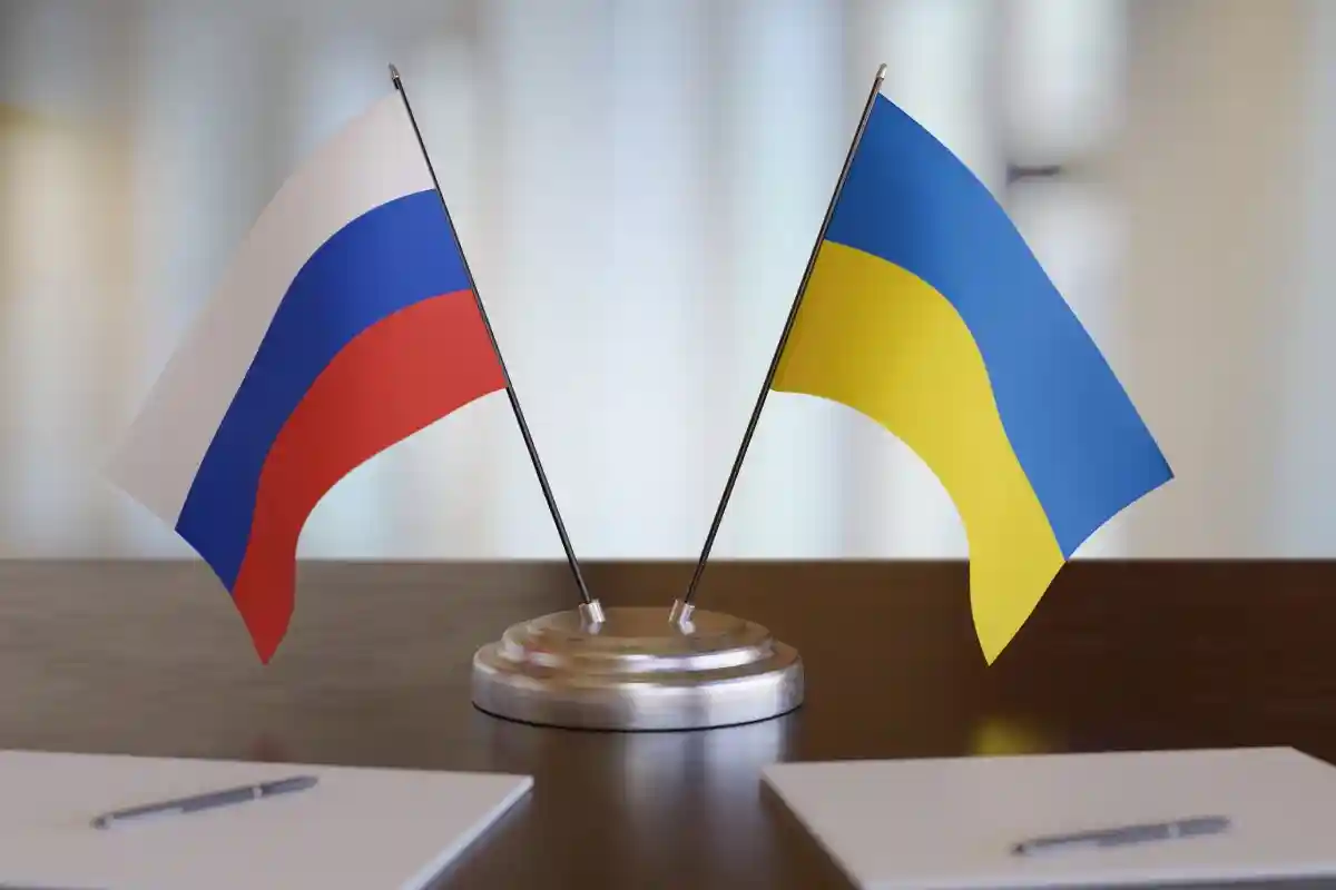 Реакция жителей Украины на переговоры. Фото: vchal / Shutterstock.com
