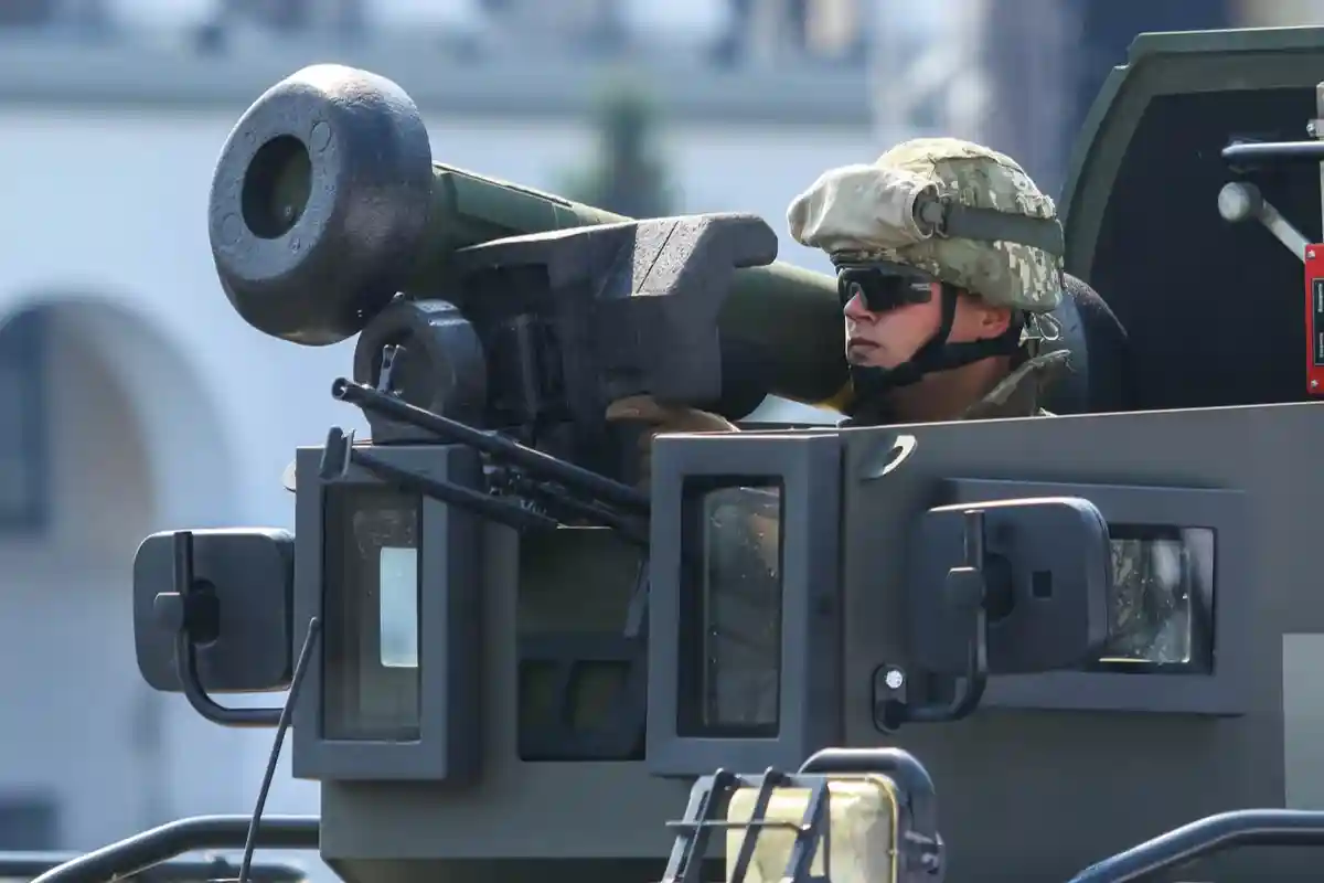 Польша передала Украине вооружение
