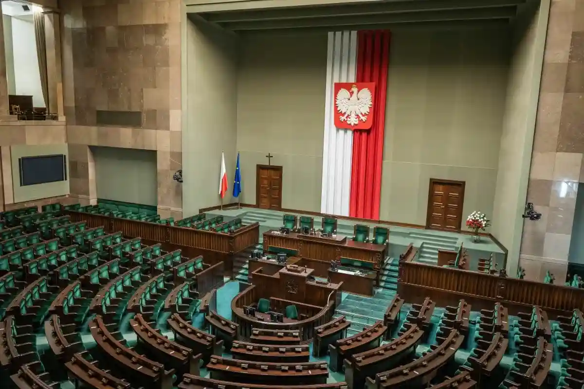 «Банда кретинов»: польский депутат о правительстве, отказавшемся от газа из России