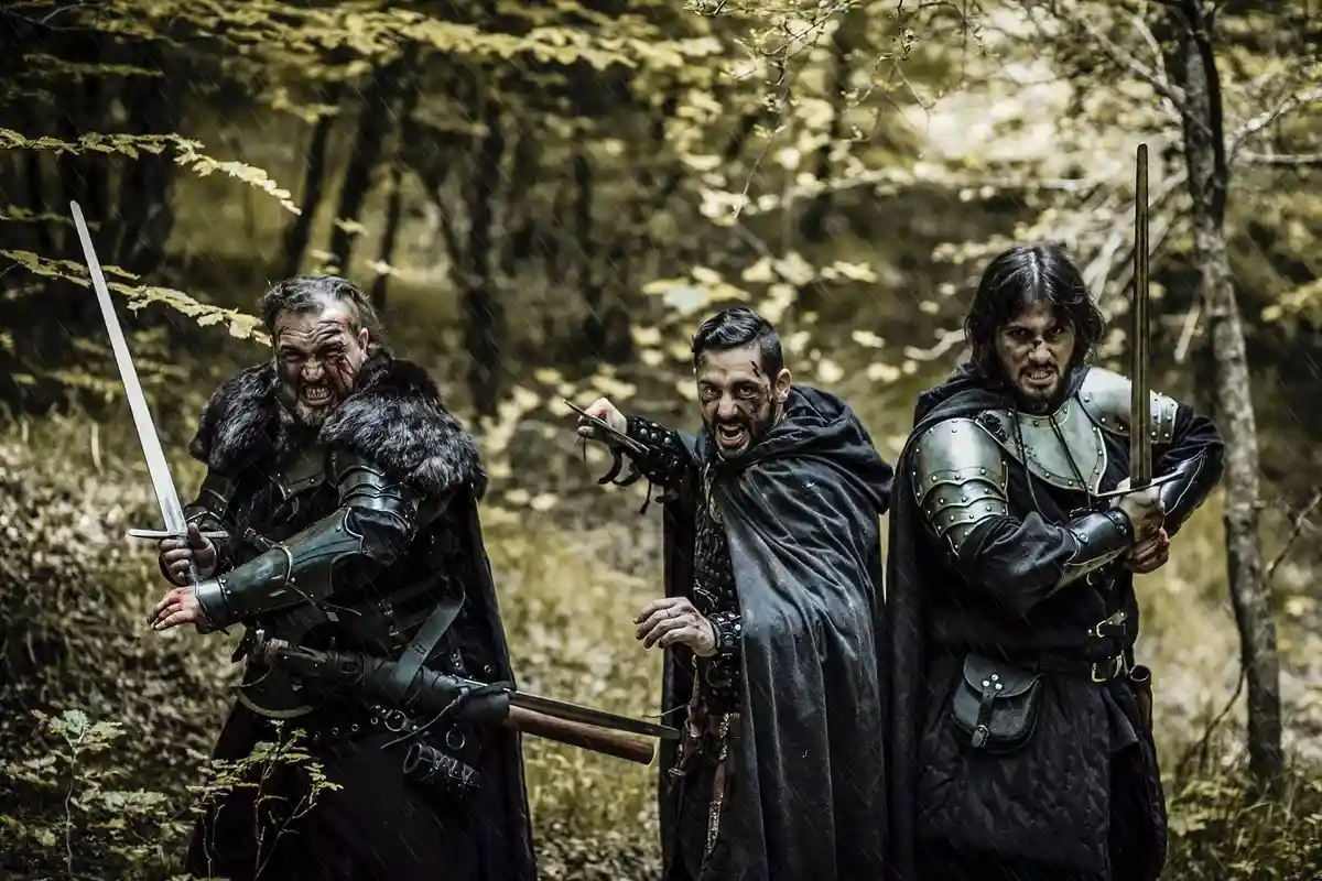 Как примерно выглядели рыцари в Средневековье. Фото: Gioele Fazzeri / Pexels.com 