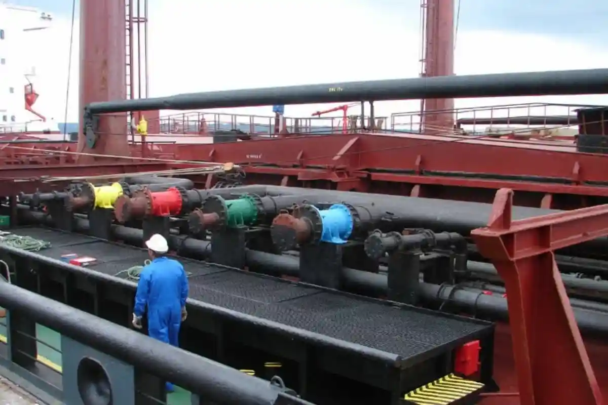 Россия срывает поставку нефти. Фото: Hervé Cozanet / wikipedia.org