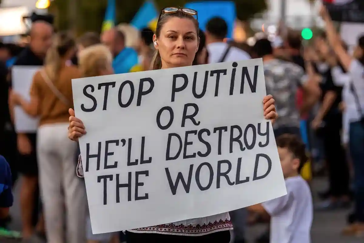 Наихудший сценарий войны в Украине. Фото: YES Market Media / shutterstock.com