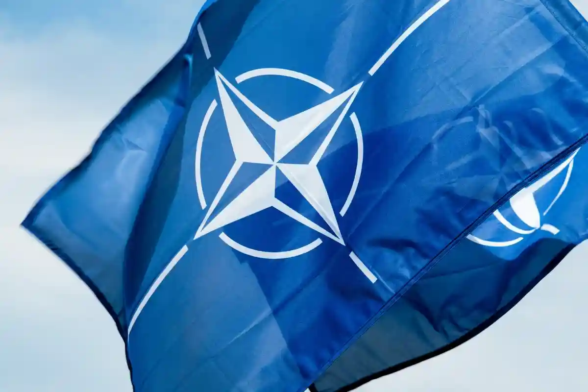 НАТО боиться эскалации конфликта. Фото: sashk0 / shutterstock.com