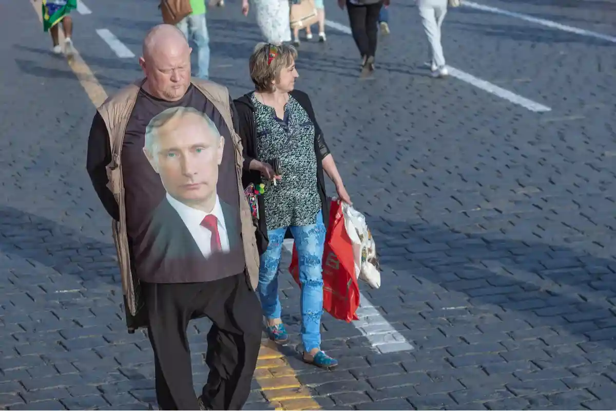 Сколько заработал Путин в 2021. Фото: KarinSgu / Shutterstock.com