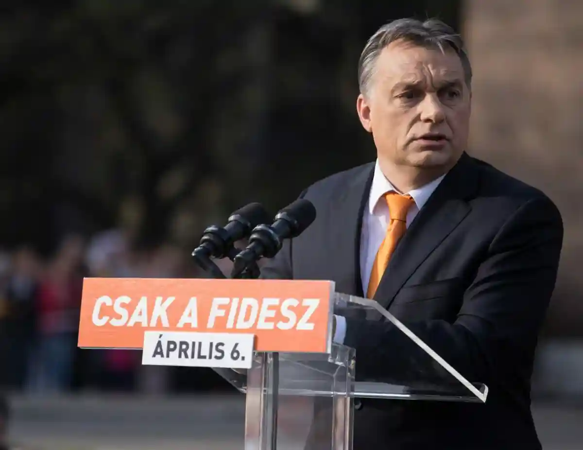 Венгрия может платить за газ: Виктор Орбан поделился своими будущими планами в своей политике. Фото: Zsoltfilm / shutterstock.com