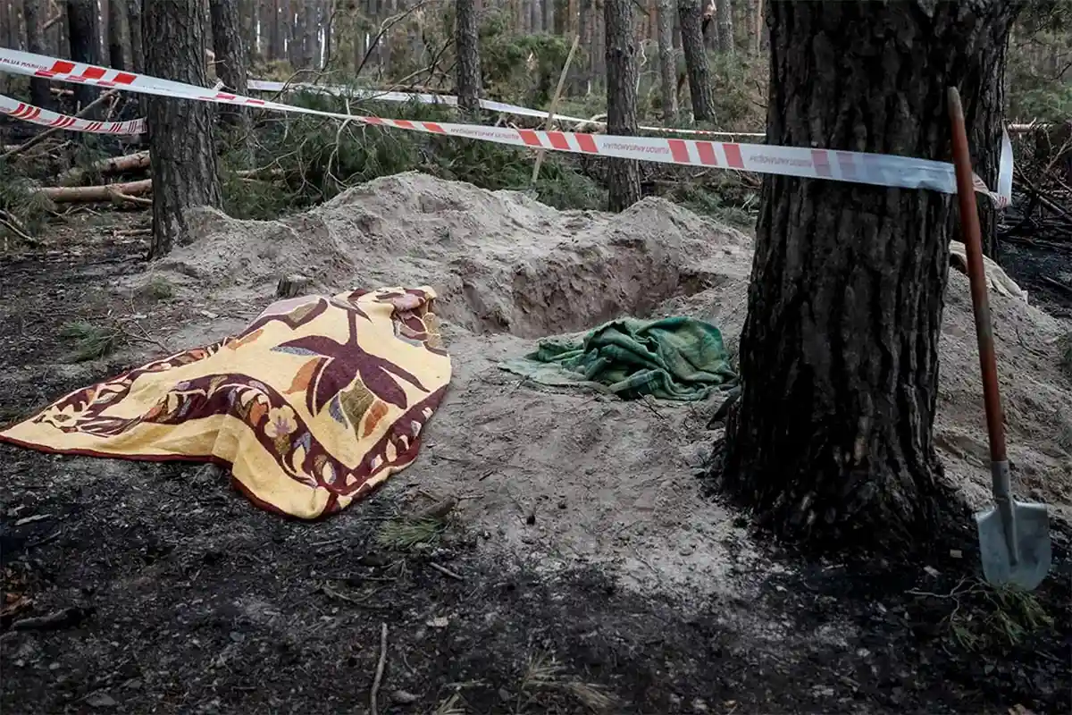 Убитая жительница Мотыжина, Киевская область. Фото: Gleb Garanich
