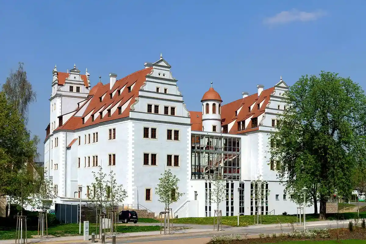Замок Остерштайн в городе Цвиккау. Фото: kaʁstn Disk / wikimedia.org