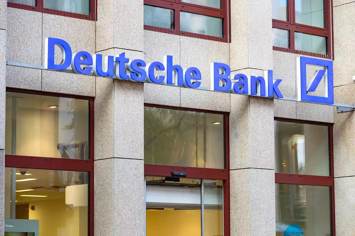 У Deutsche Bank Group снова проблемы с судебными органами.