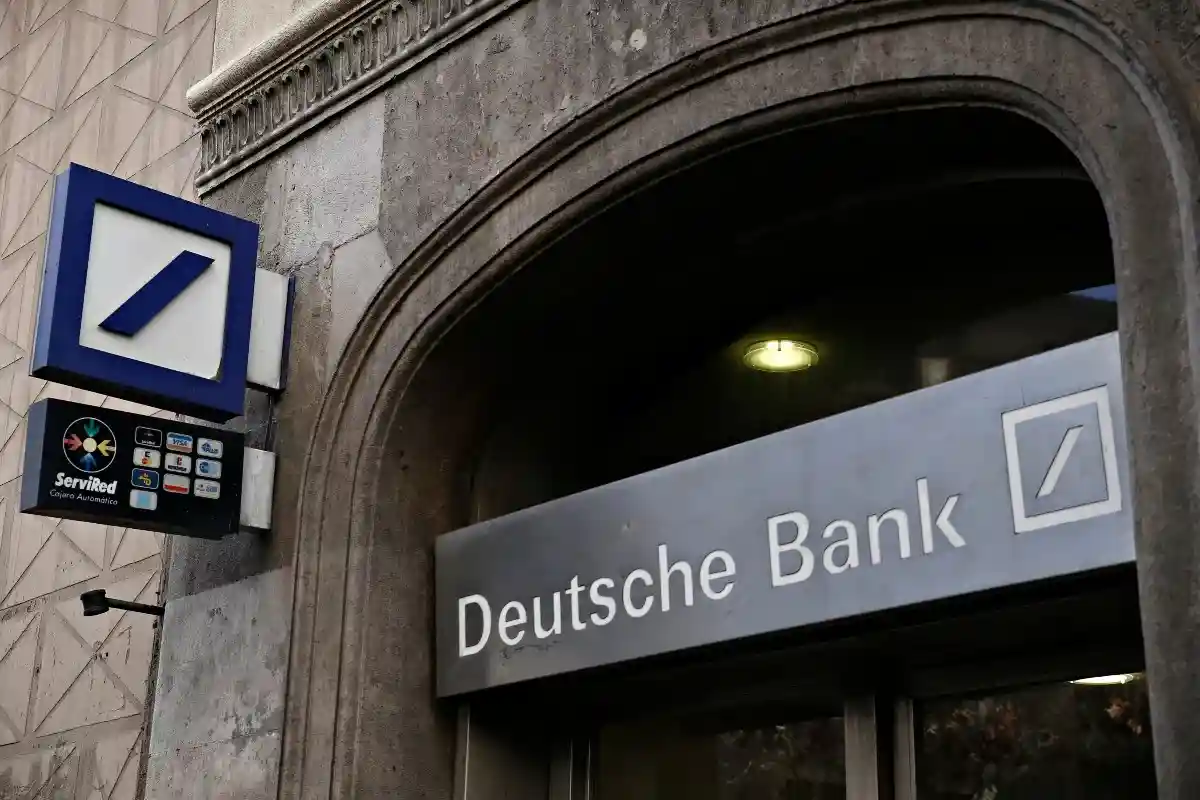 Почти 70% финансовых учреждений Германии (Deutsche Bank, Commerzbank и другие) ожидают повышения процентных ставок. Фото: Alexandros Michailidis / Shutterstock.com