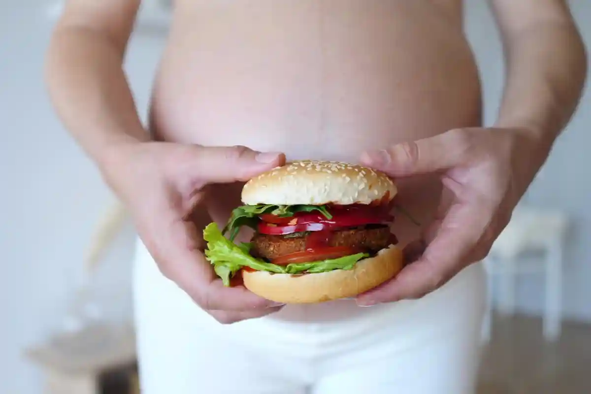 Burger King создал специальный бургер для беременных