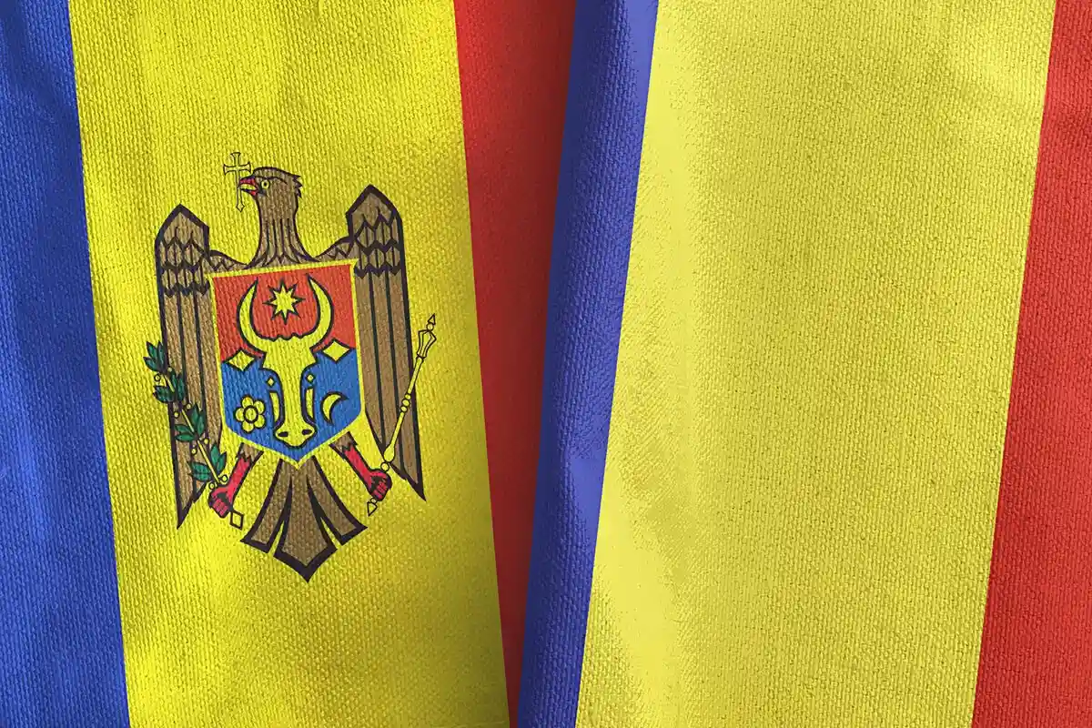Депутат Европарламента Еуджен Томак предложил Молдове объединиться с Румынией. Фото: NINA IMAGES / shutterstock.com