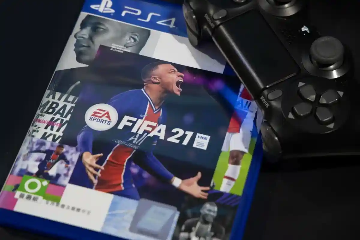 EA переименует серию FIFA