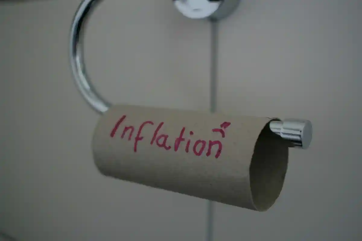 Инфляция - проблема для жителей ФРГ. Фото: Joachim Schnurle / Unsplash.com