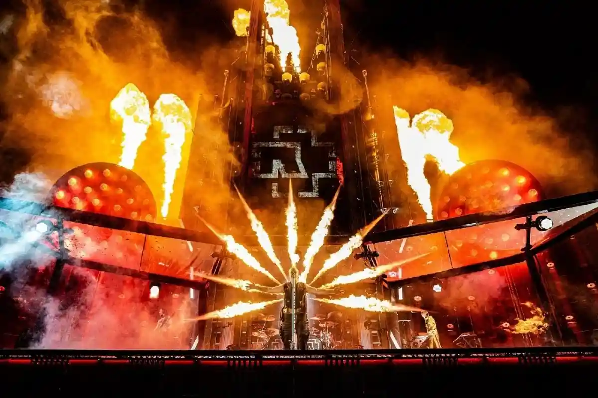 20 и 21 мая в Лейпциге в рамках европейского турне пройдут долгожданные концерты группы Rammstein. Фото: Rammstein / Instagram.com