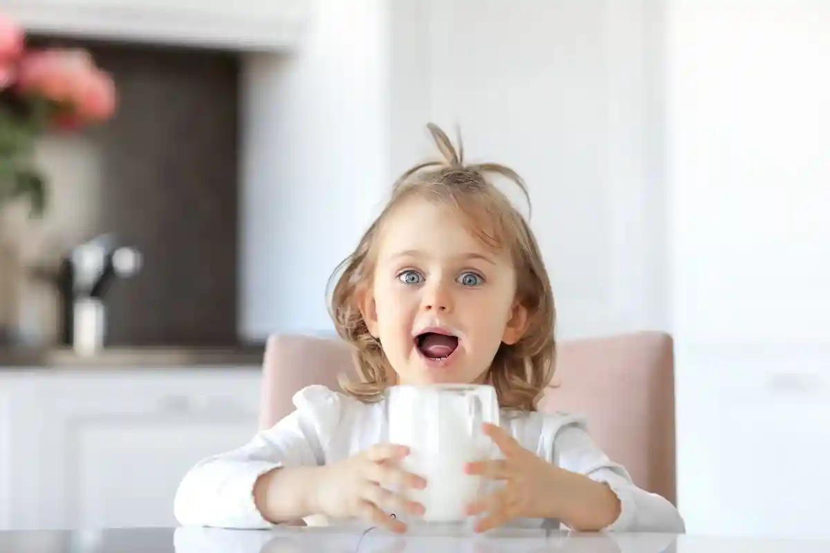В Америке дефицит детского молока. Фото: Maples Images / Shutterstock.com
