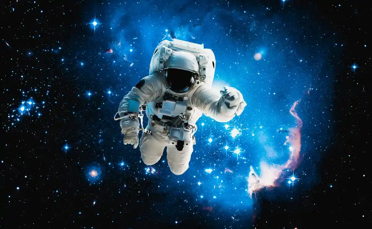 Немецкий космонавт вернулся на землю. Фото: Blue Planet Studio / Shutterstock.com 