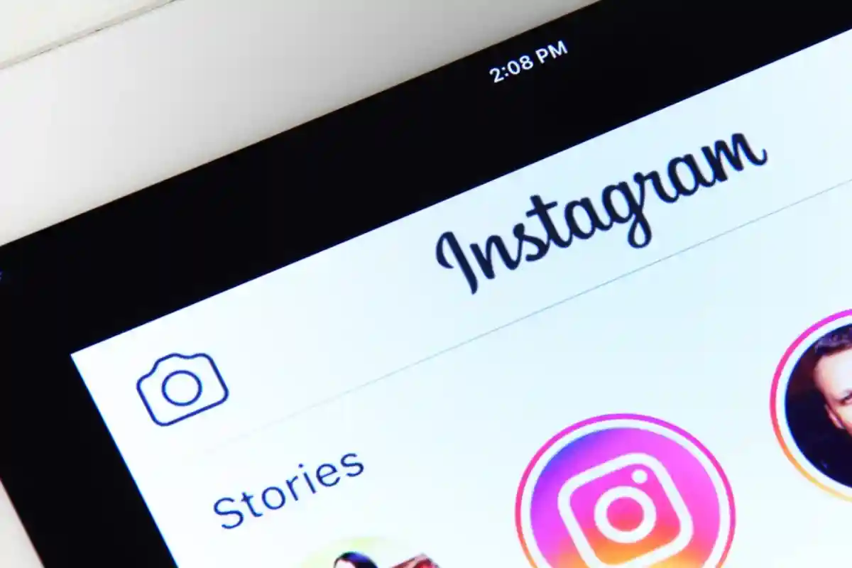 Новый шрифт Instagram не понравился русским. Фото: ALEX_UGALEK / Shutterstock.com