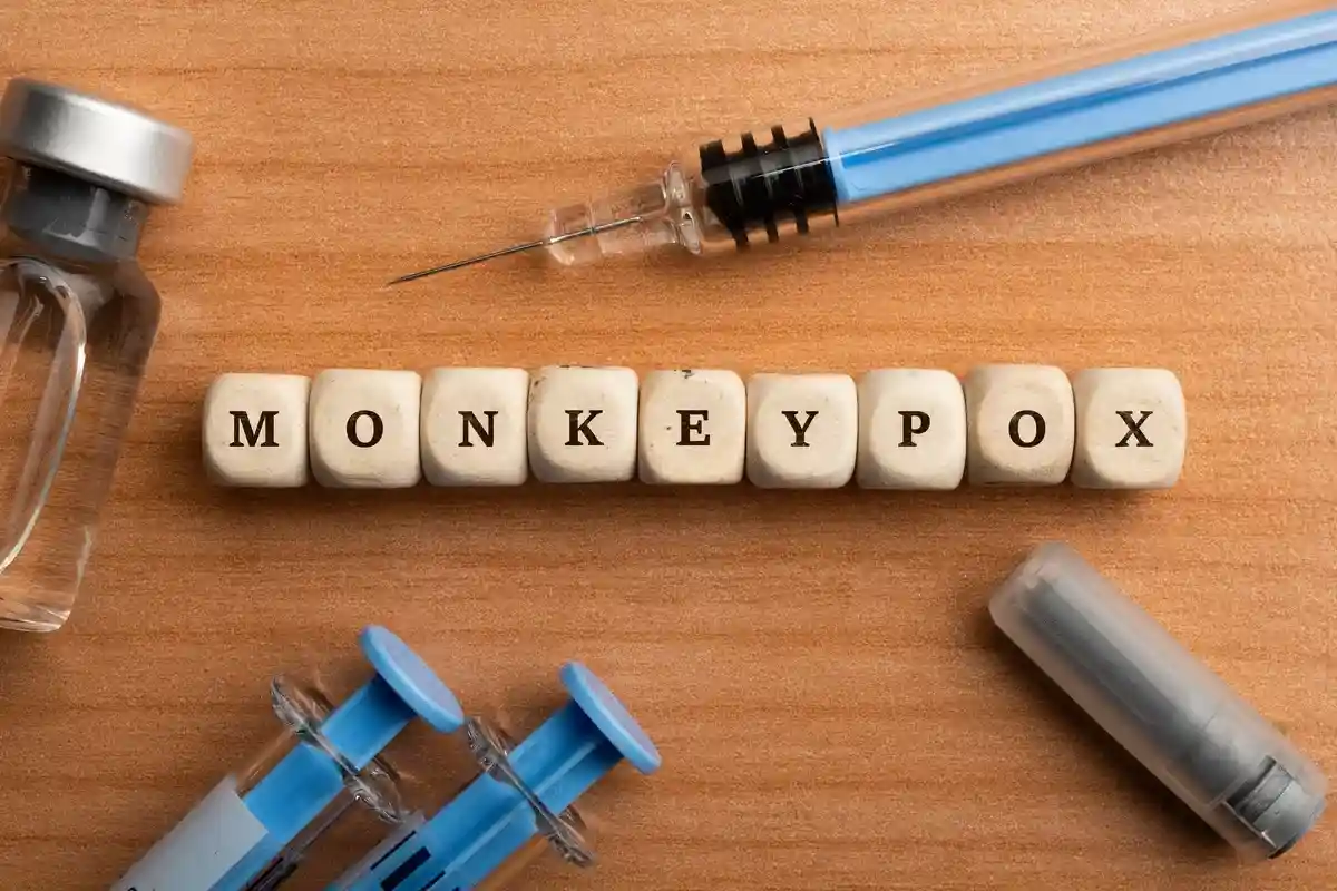  В Берлине зарегистрировали два случая заболевания оспой обезьян. Фото: Cristian Storto / Shutterstock.com