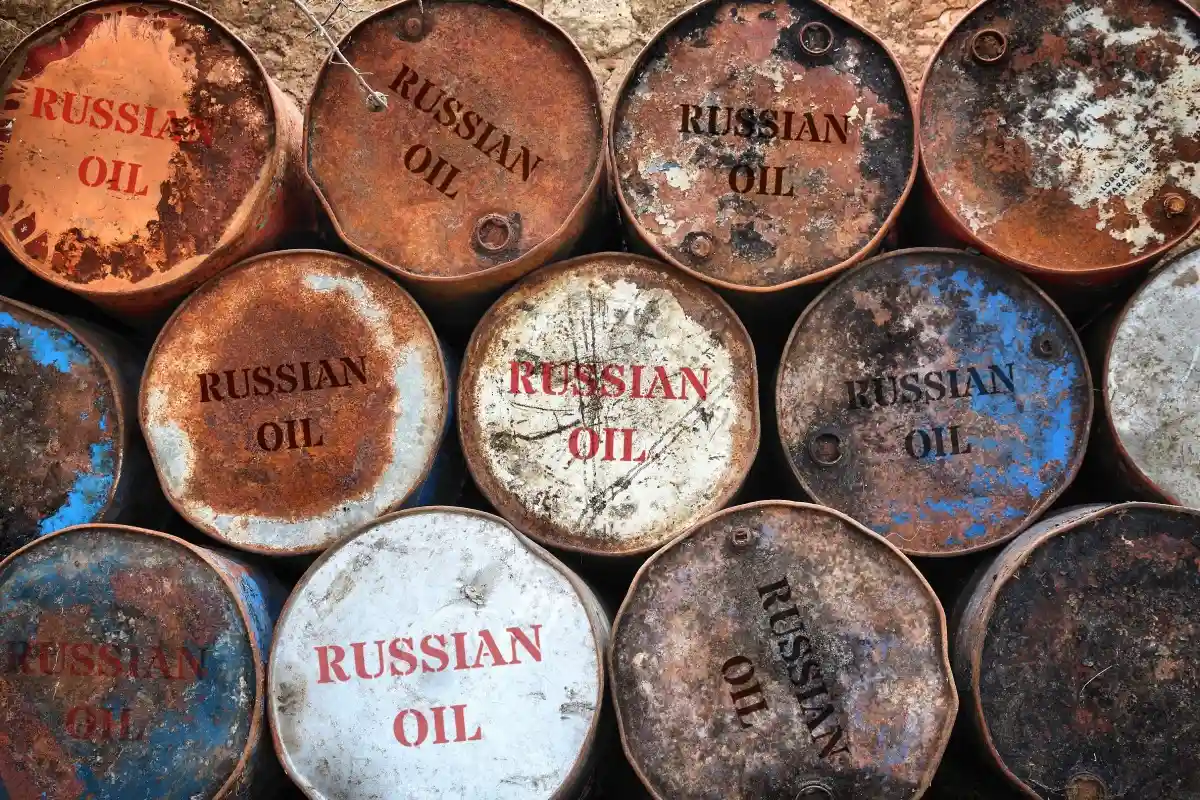 Нефтяное эмбарго больше навредит России, чем ЕС. Фото: Tupungato / Shutterstock.com